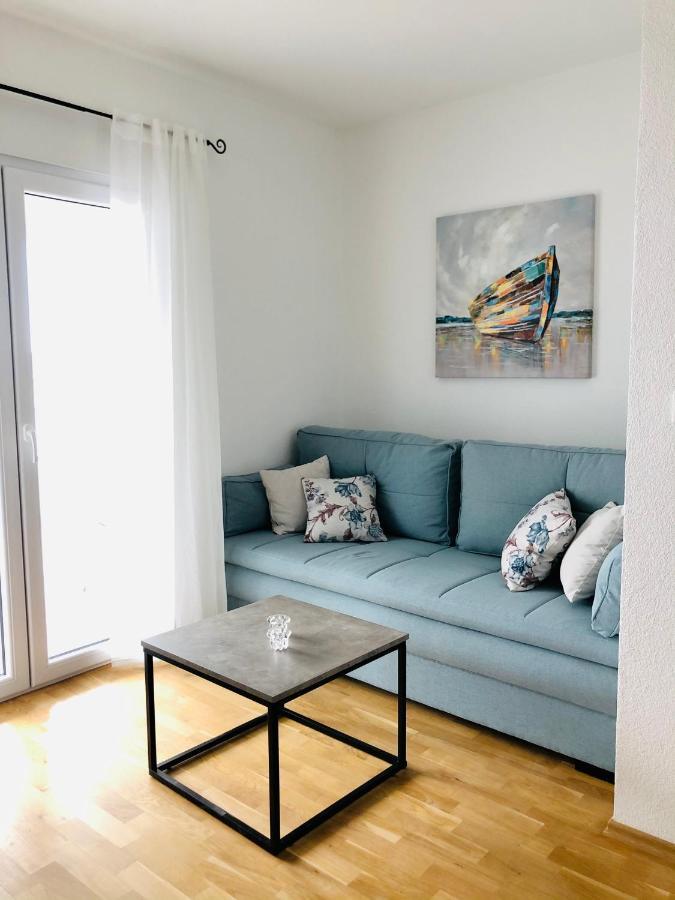 Villa Dani Sea & Pool Apartments トロギール エクステリア 写真