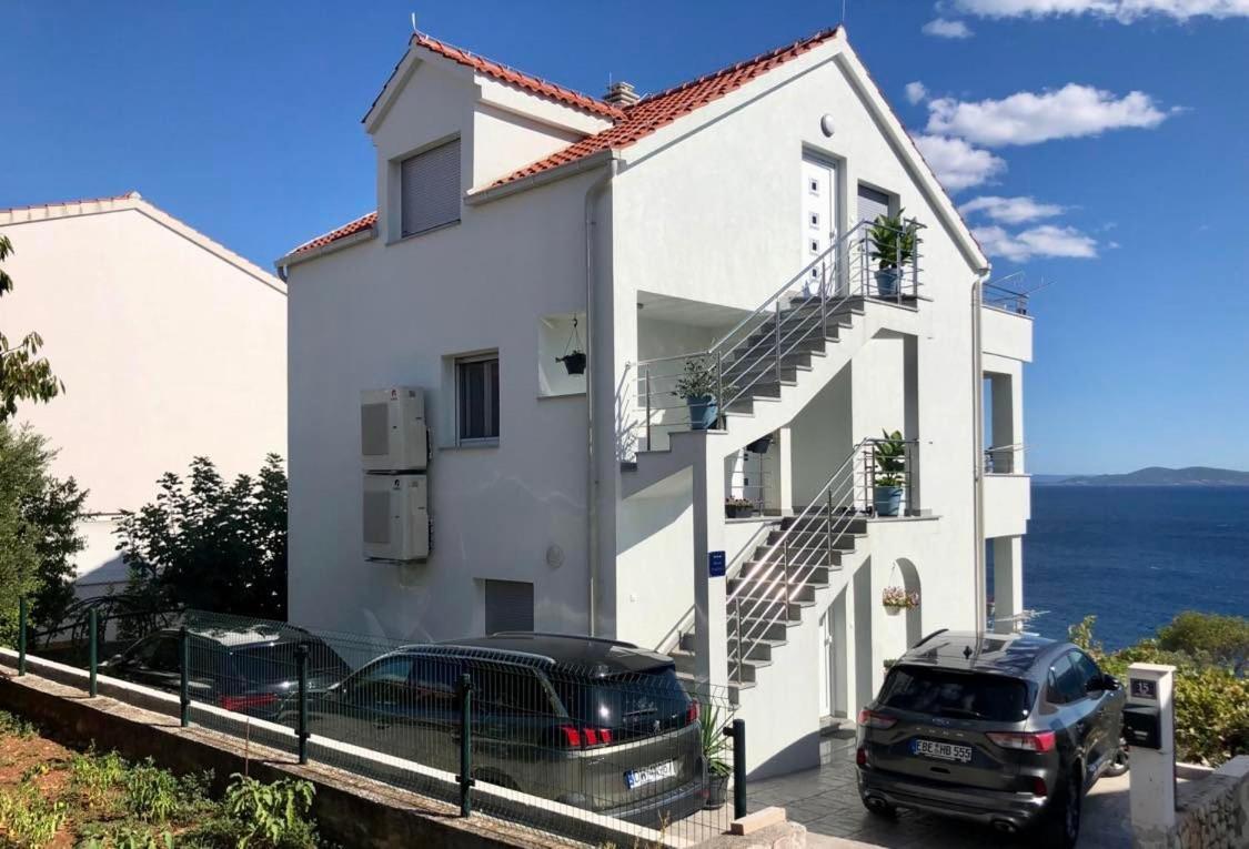 Villa Dani Sea & Pool Apartments トロギール エクステリア 写真